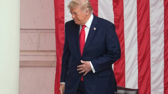 trump-to-get-‘routine-annual’-medical-exam-7-months-after-last-visit-to-walter-reed-–-npr