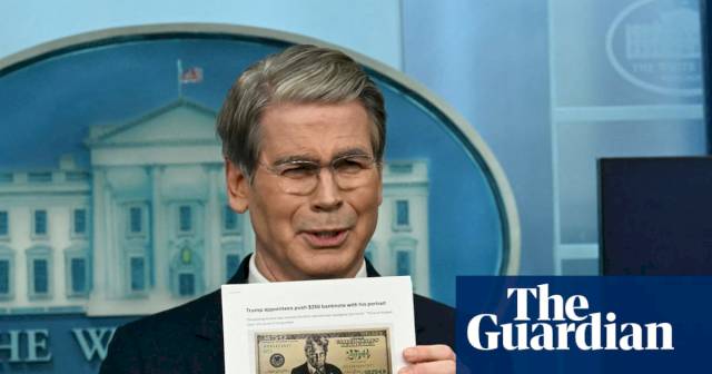 white-house-pushes-congress-to-approve-$250-bill-with-trump’s-image-–-the-guardian