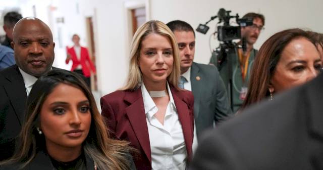 trump-administration-live-updates:-pam-bondi-testifies-in-house-epstein-investigation-–-nbc-news