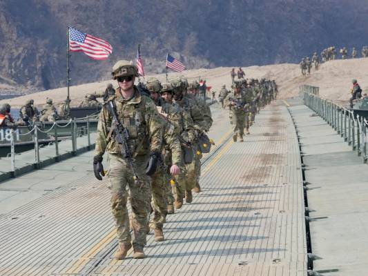 us-court-upholds-injunction-against-trump-policy-banning-transgender-troops-–-al-jazeera