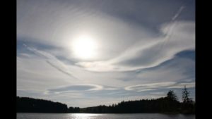 Wolken von einem anderen Planeten??? SRM und HAARP am Schmuttersee,Allgäu 12.04.2017