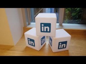 Linkedinomatic update: publish to your LinkedIn Company Pages