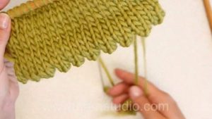 How to knit a hem with picots along the edge