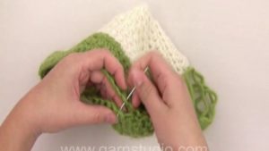 How to assembly a crochet slipper