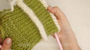How to knit a pintuck (aka tuck)