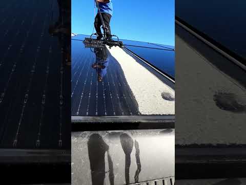 Can’t stop cleaning solar panels 😩