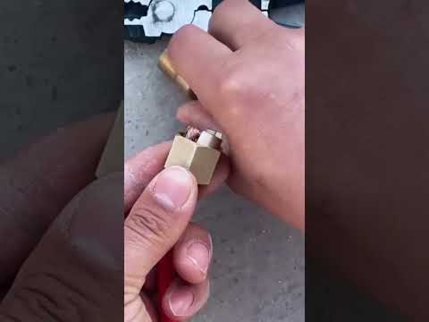 EXPORT SOLAR PANELS AND SOLAR SYSTEMS, BATTERIES, INVERTERS WhatsApp : +49 176 85659768