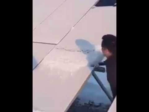 “Self” Cleaning Solar Panels ๐๐