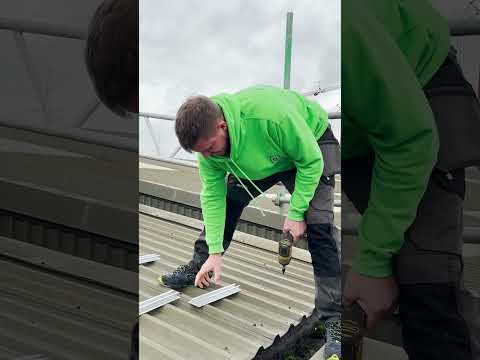 How Do You Install Commercial Solar Panels? 🤔 #solarpanels #roofing #solarenergy #solar