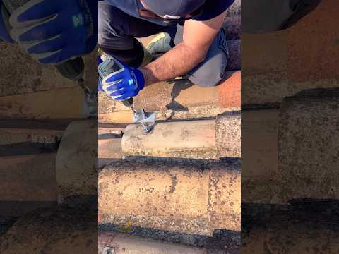 I’m your hoochie coochie man 👌 #solarpanels #hardwork #roofing #photovoltaics #construction #short