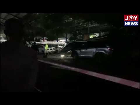 Chaos at A&C Mall! Security forces race to remove fallen solar panels crushing vehicles