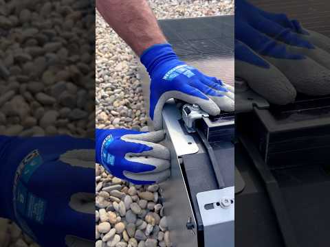 Changing 👍🏼 #solarpanels #greenenergy #construction #pv #electricity #shorts