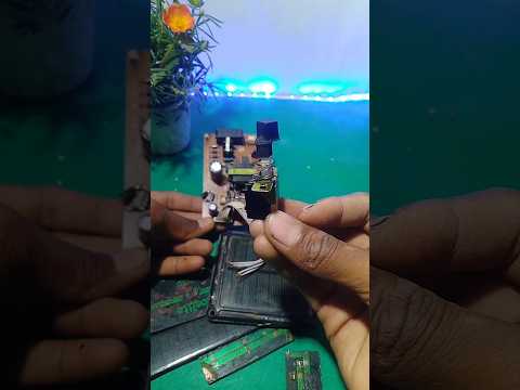 kabad mein Mila solar panel, DTH power supply, and mobile charger 😱 #viralshort #electronic #diy