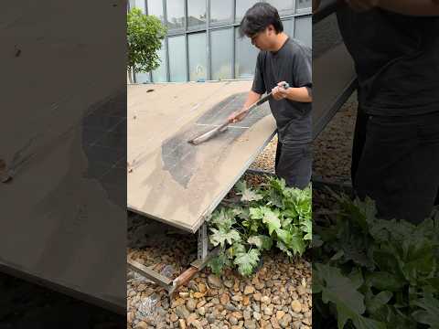 What’s your secret to squeaky-clean solar panels？