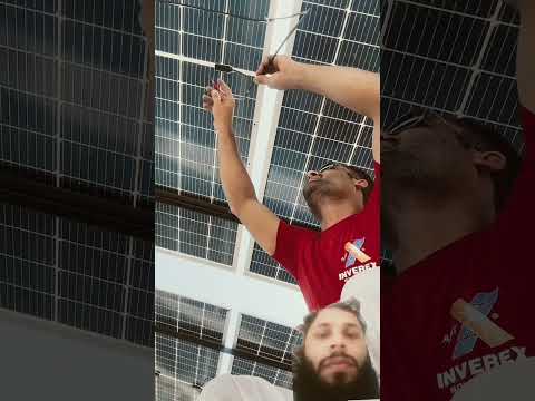 Solar panels spark🎇#solarspark #spark #sparky #solarpanel #renewableenergy