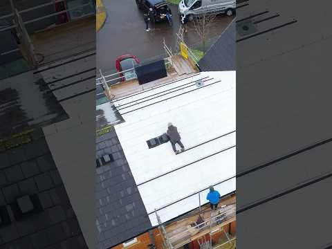 THIS customer painted their roof white to boost their solar panel efficiency 👀 #solar #homeenergy