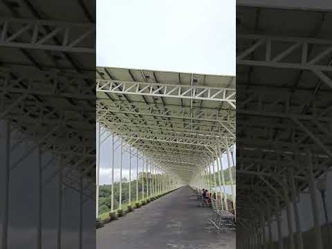 Solar panels at Banasura Sagar Dam/ബാണാസുരസാഗർ ഡാമിലെ സോളാർ പാനലുകൾ.