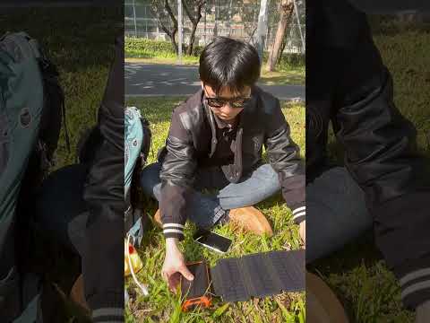 Phone Dies in the Wild—Spotting This 5 – Solar – Panel Bank Was a Game Changer! #smartphone