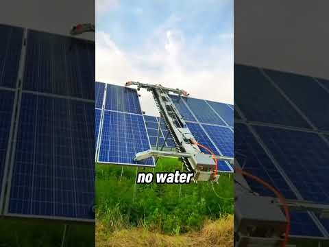How Do They Clean Solar Panels in the Desert 🤖☀️