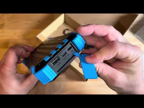 The Ultimate Solar Power Bank – Outdoor Must Have Smart Tech