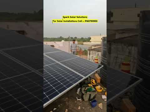 How Long Do Solar Panels Last ? | Panel Life & Efficiency Drop #solarpanel #shorts