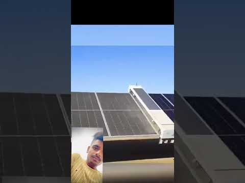 China’s Smart Bots Cleaning Solar Panel #shorts