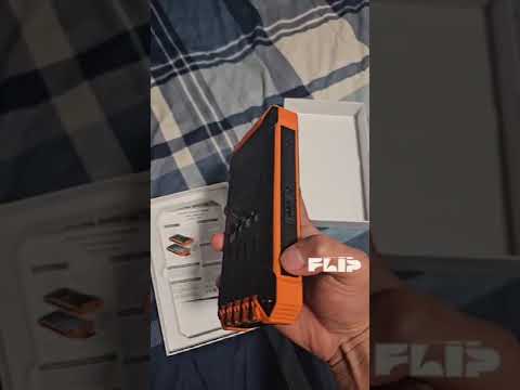 Unboxing the 20,000mAh Solar Power Bank | Wireless Charging + Built-In Cables