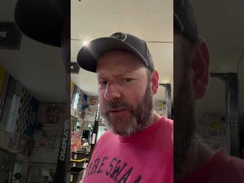 Renogy shadow flux 200w vs top solar 170w solar panel #offgrid #adventurevan #rvsolar