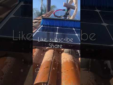HOW TO PROPERLY CLEAN SOLAR PANELS।Solar panel। cleaning। washing।clean dirt।clean dirt #shorts