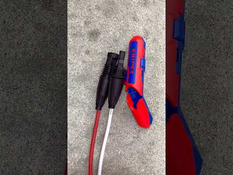 Knipex ErgoStrip PV: Your Solar Sidekick