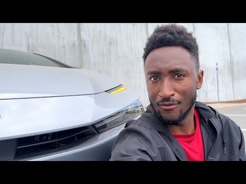 The New Prius is… SICK?! (Solar panel roof)