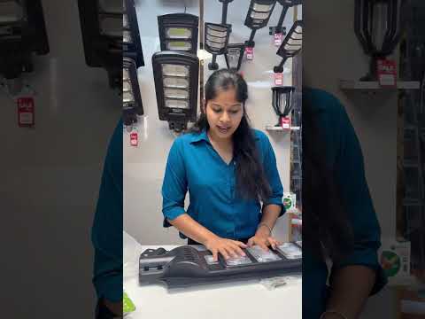 एक के साथ एक फ्री लाइट 😱🔥#offer #light #solar #viralvideos #shortsviral #shortfeed #youtubeshorts