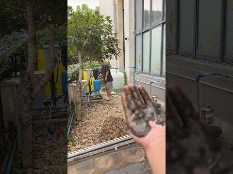 This system doesn’t just clean solar panels — it cools the roof and can even protect it from fire