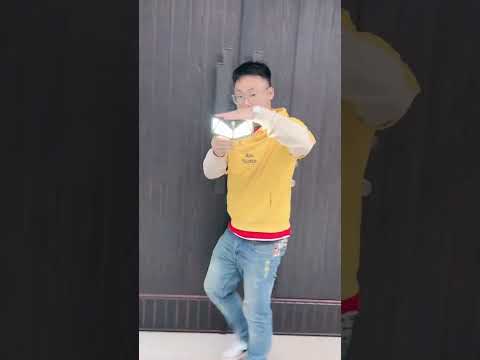 Solar Double-Head Light Perfect for Garden Street or Courtyard