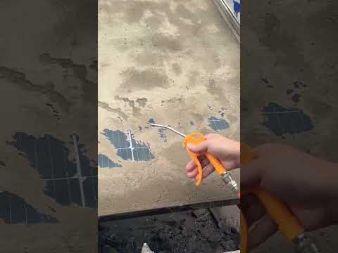 Can compressed air really clean solar panels?