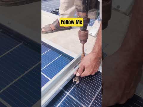Solar Panels Fitting 😯 #solarpanels #solarenergy #solar #solarpv #solarrepair #solarconverter
