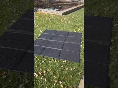 This Briefcase Hides a Giant Solar Panel!