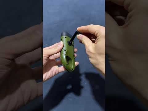“🔋Solar + hand-crank = infinite power🔋” #KMJB #HandCrankFlashlight