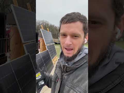 Bifacial vs mono facial performance in cloudy weather