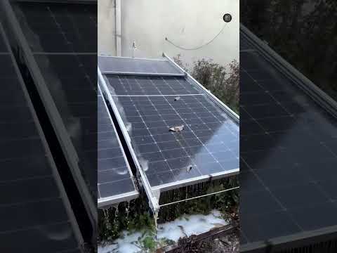 ഓട്ടോമാറ്റിക് സോളാർ പാനൽ ക്ലീനിംഗ് സിസ്റ്റം