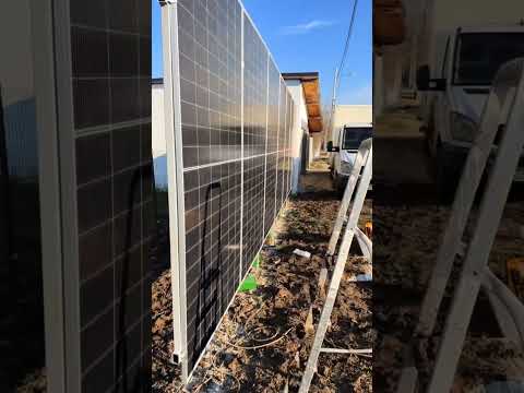 fence made of photovoltaic panels 🌞