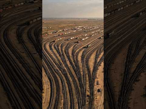 India Is Putting 😯Solar Panels on Railway Tracks #IndianRailways #SolarRailway #facts ##trending