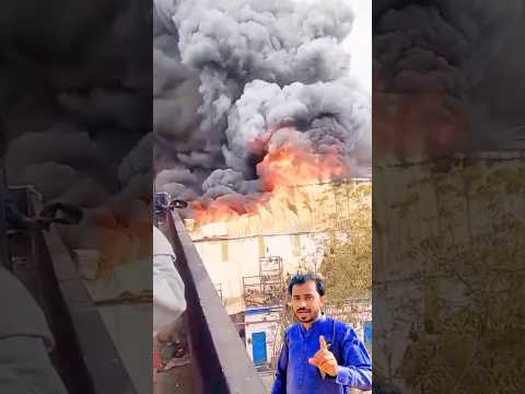 Fire breaks out on solar panel roof | #short #ytshort #shortvideo