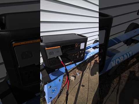 Pecron F1000LFP power station, and 4 120w portable solar panels