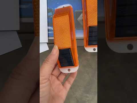 part 3410#Solar-powered warning triangle  driver’s radio  drivers nationwide