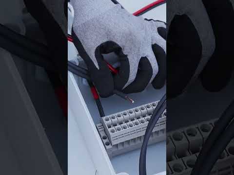 A Better Way to Connect PV Solar  Panels on an RV – DIY Combiner Box